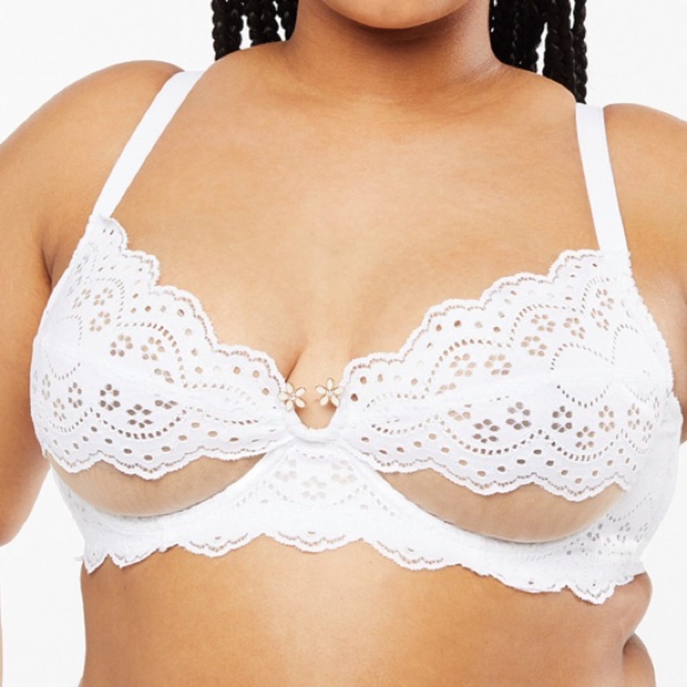 Bombshell Broderie Unlined Lace Balconette Bra White Floral NWT